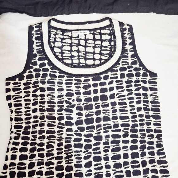 St. John Knits Tank Top M Black/White Animal Print Embellished - Picture 1 of 6